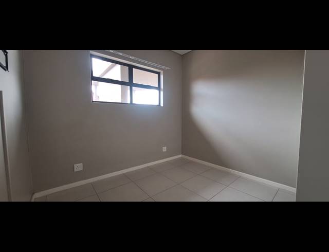 2 BEDROOM APARTMENT TO LET IN ZIMBALI WEDGE